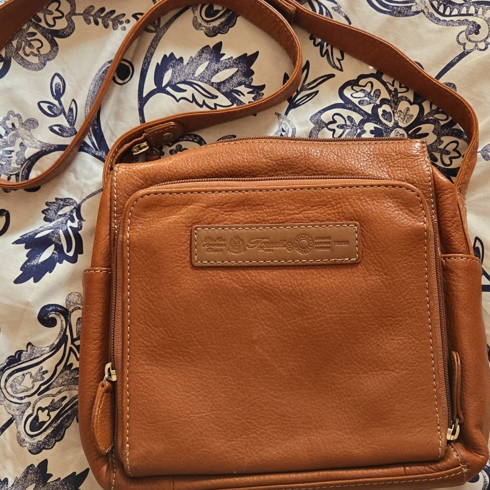 Fossil  bag